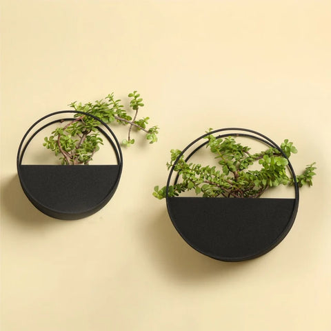 Modern Round Wall Mounted Metal Planter Shelf – Black