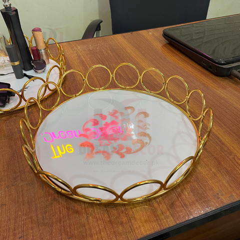 Round ring cosmetic vanity